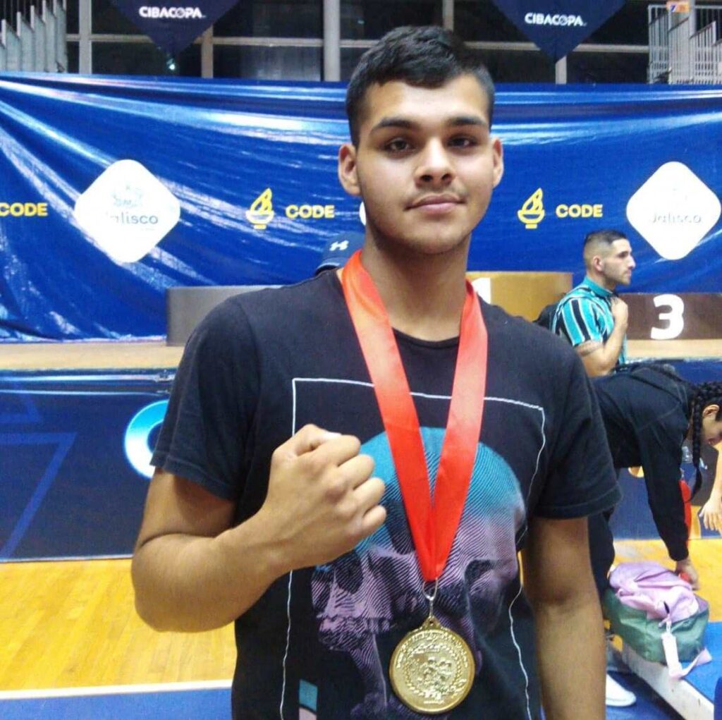 boxeador michoacano 2203