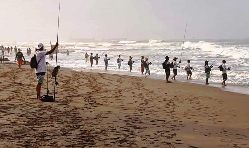 Se dan cita 140 participantes al Primer Torneo de Pesca Deportiva Copa Surf Fishing