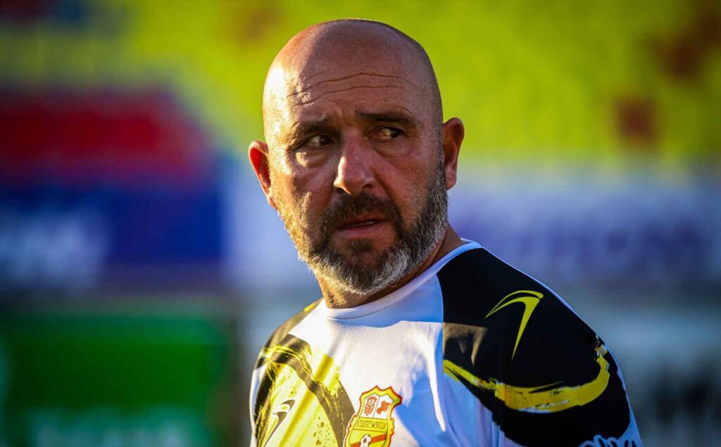 Nacho Castro prepara la escoba: Habrá limpia en el Atlético Morelia