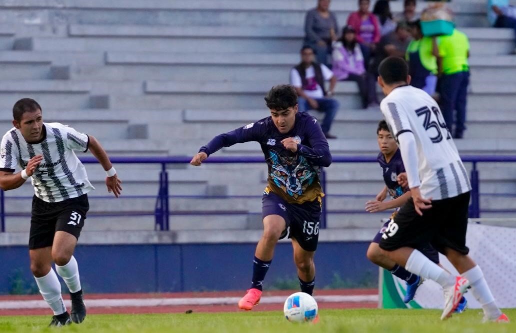 Con doblete del ‘Tigre’ Castro, los Zorros de la UMSNH vence al Atlético Valladolid