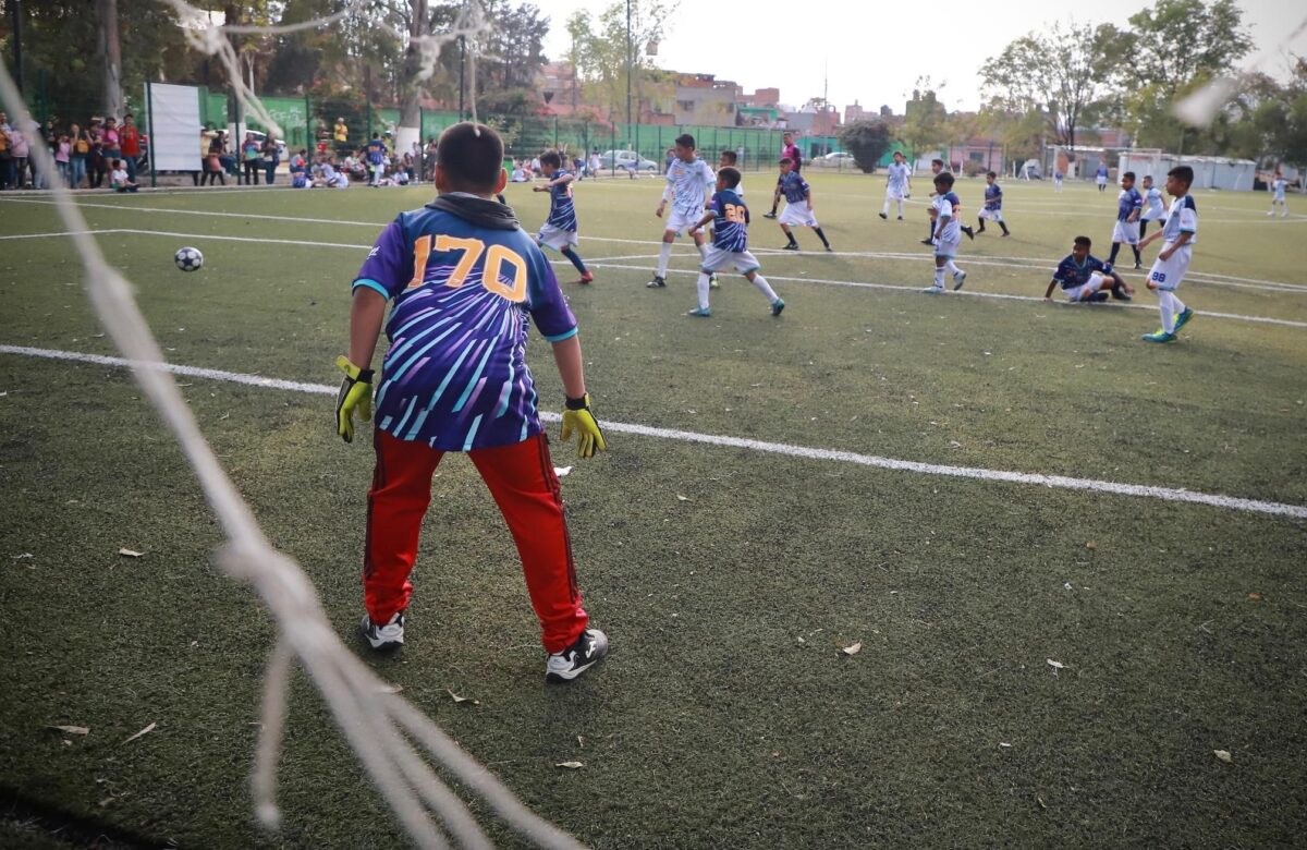 Organiza DIF Morelia primer Torneo Intersedes de escuelas de fútbol 'Estrellas del Mañana'