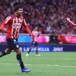 Chivas gana, gusta y golea 5-0 a Puebla y alcanza récord de histórico de puntos