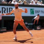 Novak Djokovic avanzó a 3ª ronda de Roland Garros e impone récord