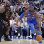 Oklahoma Thunder despacha a los Ángeles Lakers en el cuarto partido