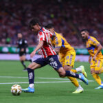 Chivas lo hace, avanza a Semifinales al vencer a Tigres