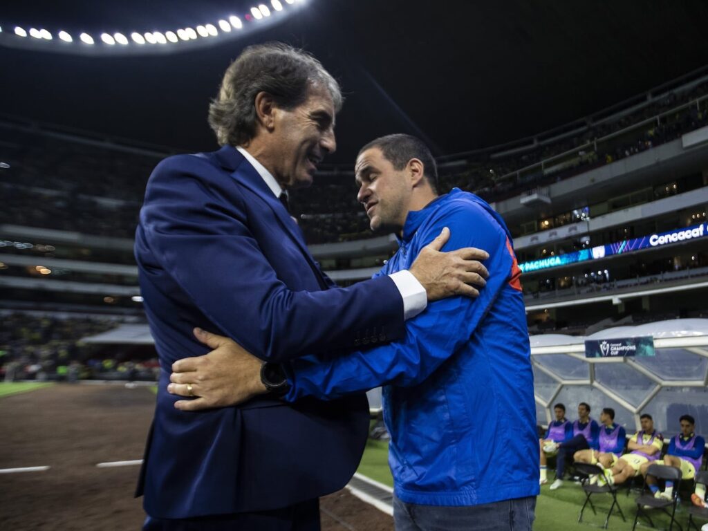 El Club América hace oficial la llegada de Guillermo Almada como su nuevo director técnico