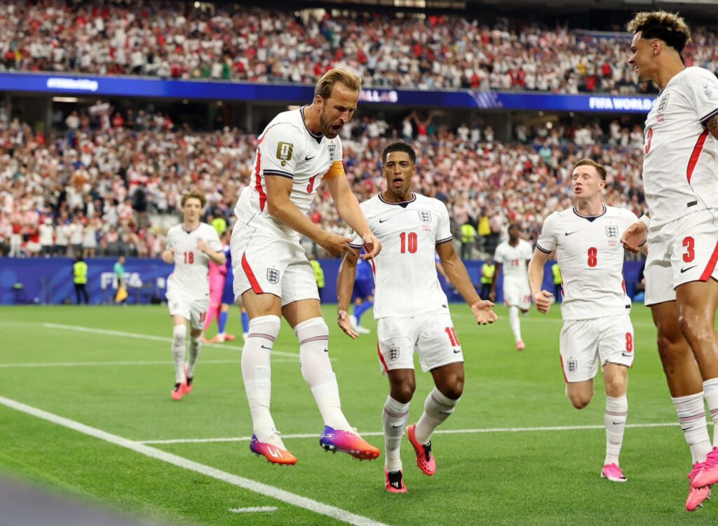 Inglaterra con doblete de Harry Kane doblega 4-2 a Croacia