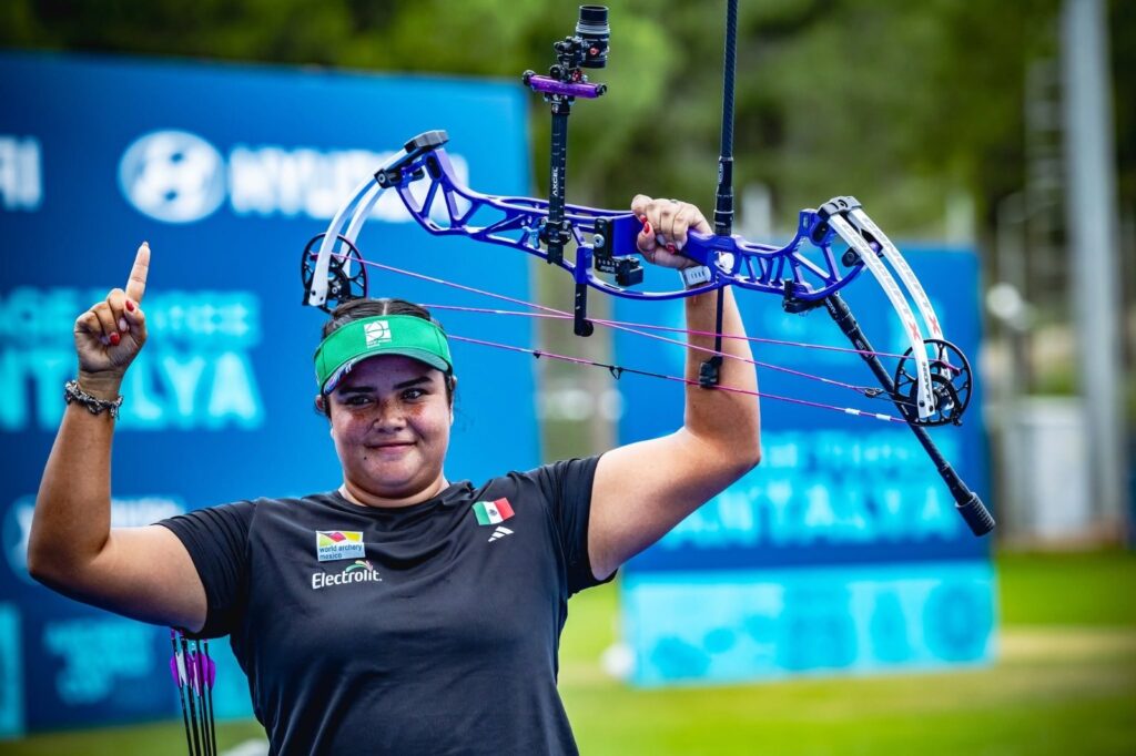 Maya Becerra conquista el oro en jornada en la que México logró 5 medallas en la Copa del Mundo de Tiro con Arco