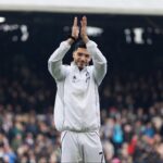 Limpia en el Fulham: el mexicano Raúl Jiménez entre los cepillados