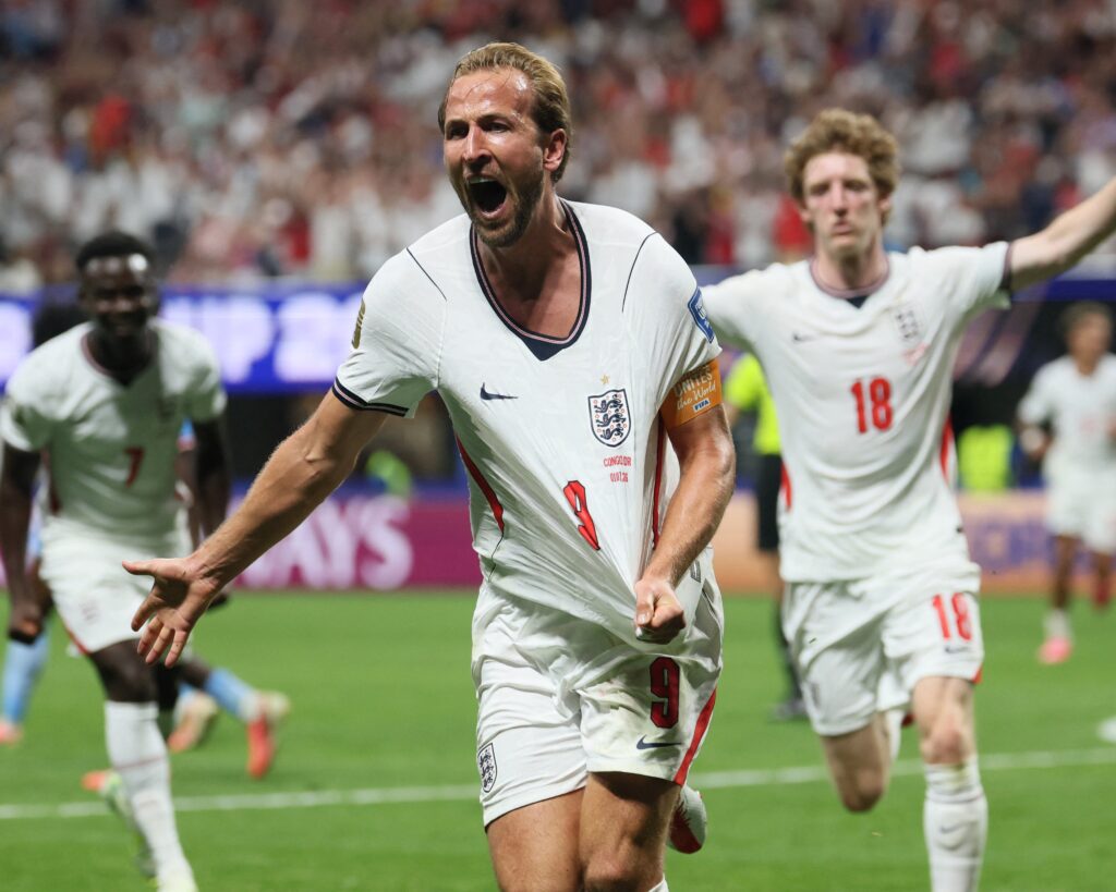 Sobrevive Inglaterra gracias a Harry Kane que marcó un doblete para la remontada de 2-1 sobre Congo