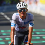 El ciclista mexicano este sábado registró una destacada actuación que lo mantiene en el séptimo puesto de la clasificación general