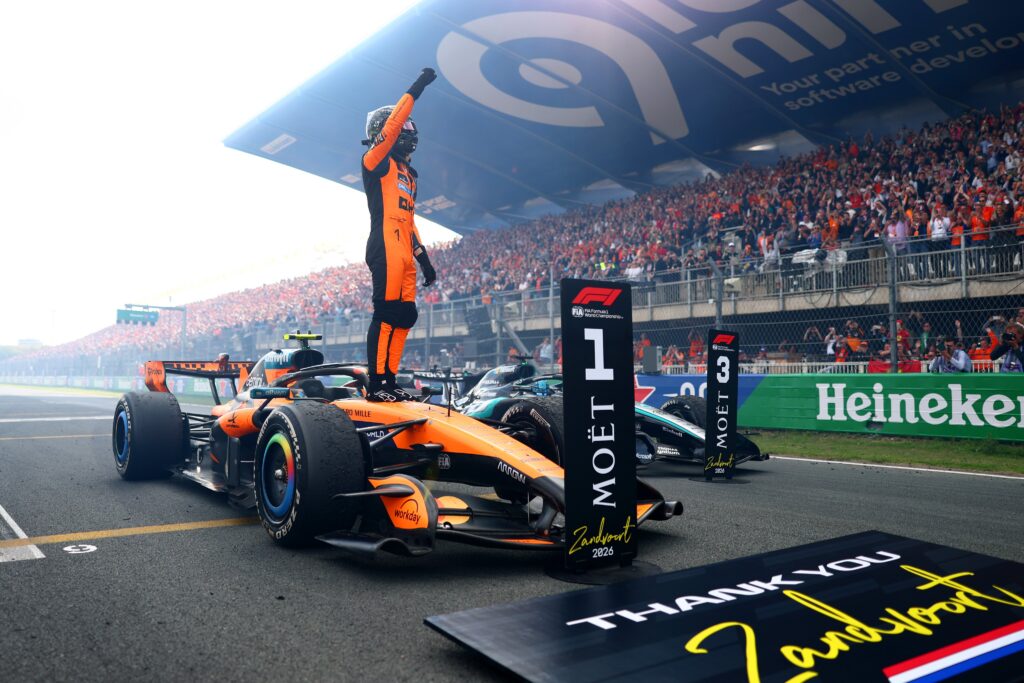 Lando Norris conquista el Gran Premio de Países Bajos bajo una accidentada carrera
