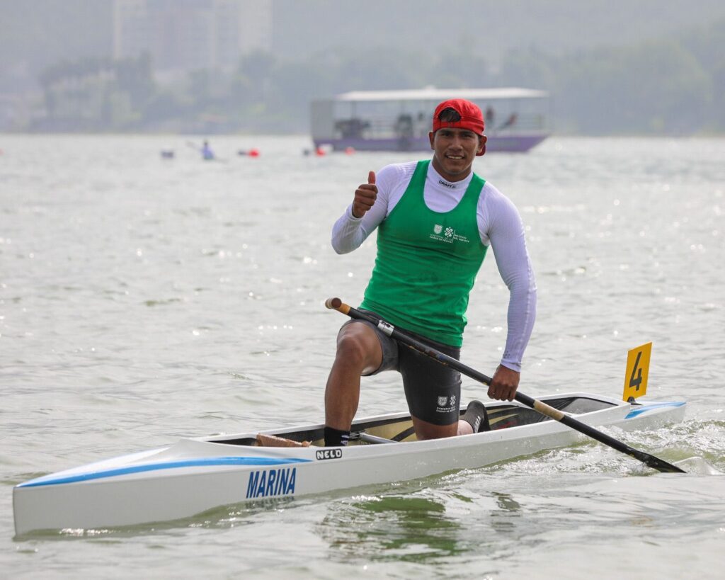 El michoacano Guillermo Quirino conquista en canotaje dos medallas de plata en los Juegos Centroamericanos