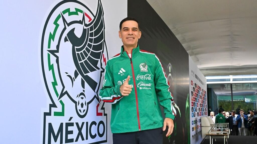 Bajas en el debut de Rafael Márquez con el Tricolor