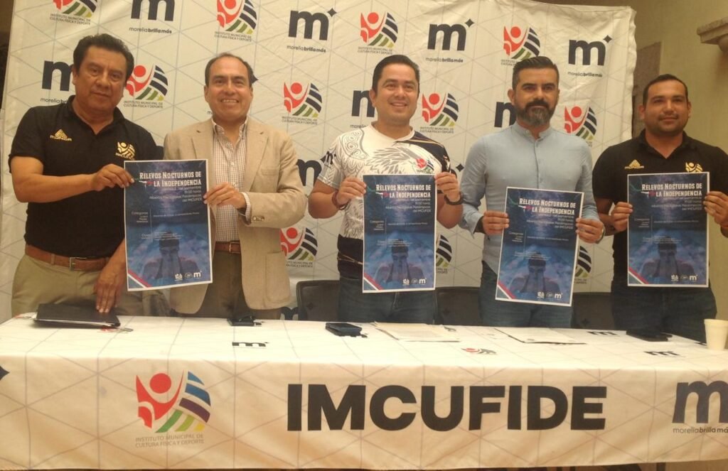 IMCUFIDE presenta la 1ª edición de los Relevos Nocturnos de Natación de la Independencia