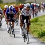 Isaac del Toro protagonizó gran carrera en el Gran Piemonte 2026