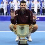 Novak Djokovic, consigue su primer título de 2026 al conquistar el Abierto de China
