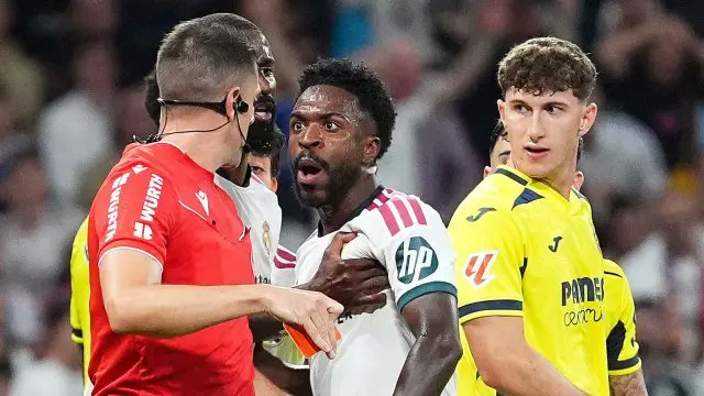 Vinícius se pierde el Clásico: cuatro partidos de sanción tras su expulsión frente al Villarreal
